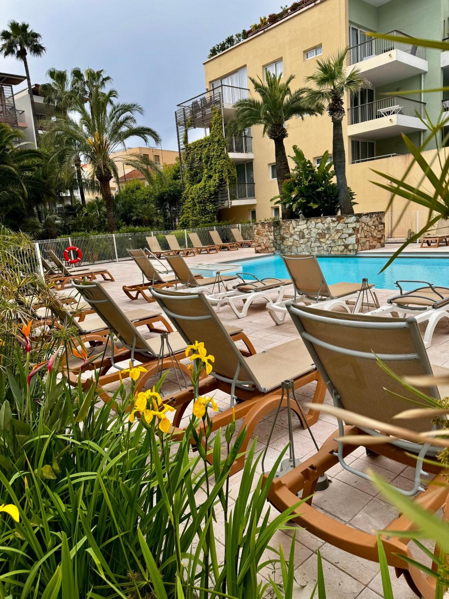 Antibes Port - Terrasse - Parking - Piscine Apartment Exterior photo